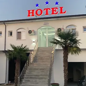 Hotel A & V Dodani